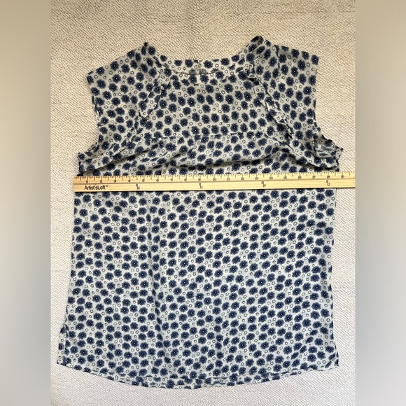LOFT Ruffle Top/Blouse | Color: Blue,White,black Print | Size: XS - Picture 13 of 15